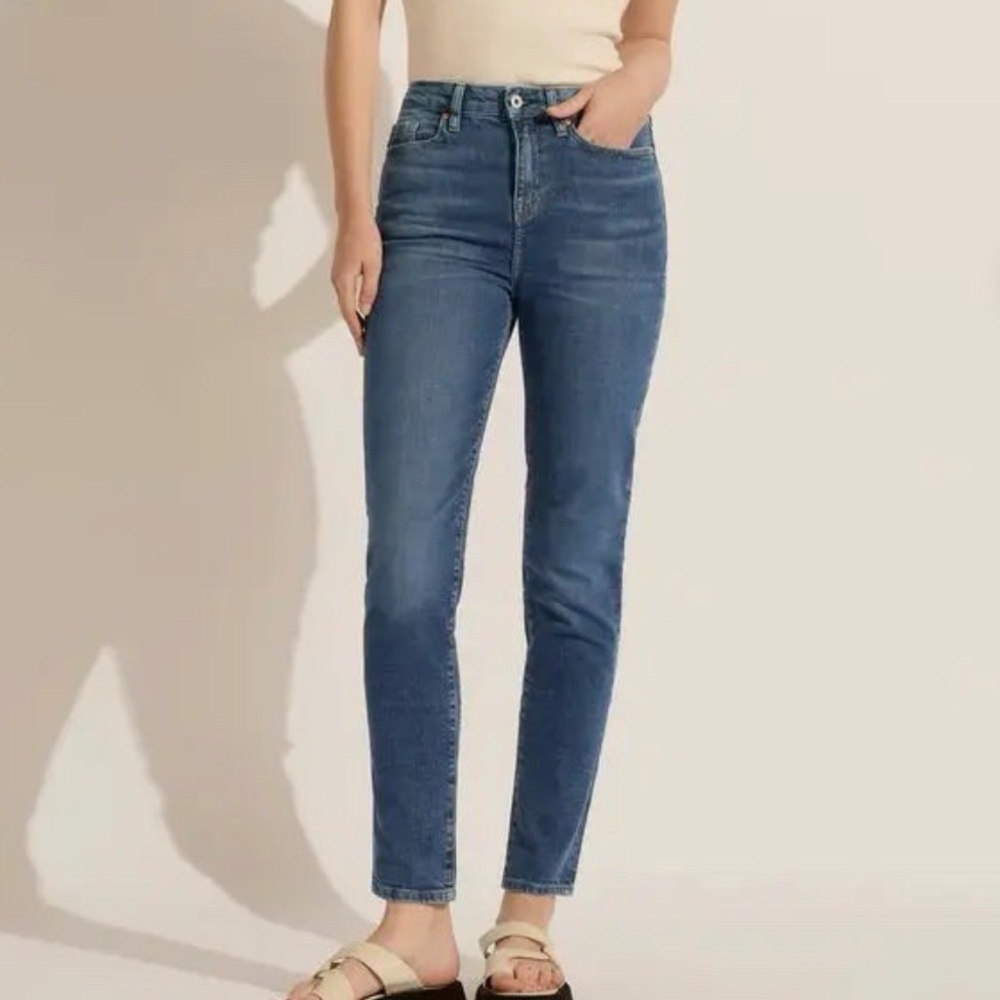 Outland denim high rise relaxed jeans NWT